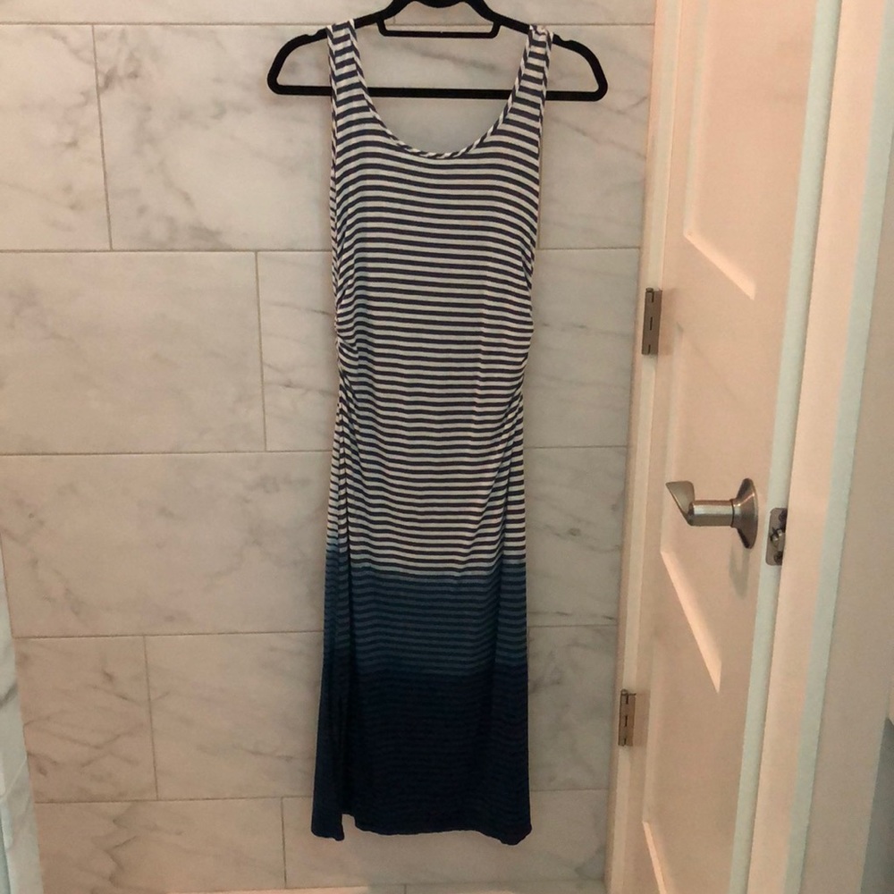 River +Sky dress size M blue stripe ombré
